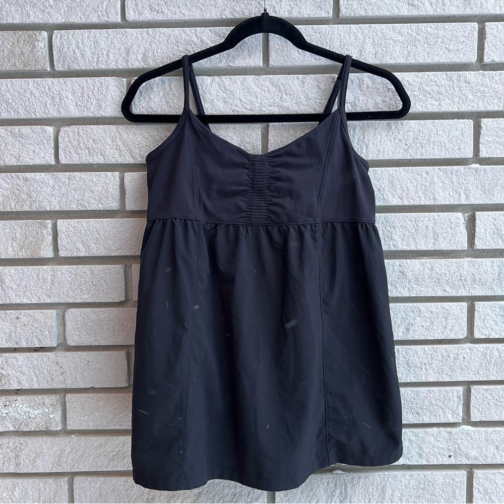 Athleta Bestie Tank Top - Built-in Shelf Bra - Black - Sz S